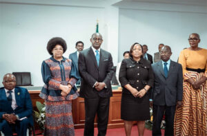 Parlement : Installation du bureau de la 6ème législature du Sénat | Gabonreview.com | Actualité du Gabon |