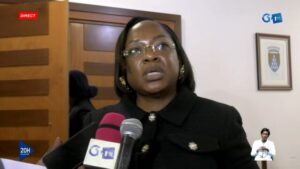 Sénat post-transition : Huguette Nyana Ekoume, seule candidate, prend les rênes du Palais Omar Bongo | Gabonreview.com | Actualité du Gabon |