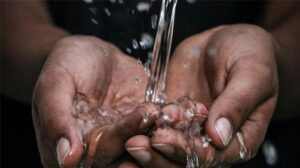 Eau potable : Où en est la convention État gabonais-Suez international ? | Gabonreview.com | Actualité du Gabon |