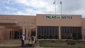 Gabon: l’ancien ministre du tourisme Pascal Ogowé Siffon poursuivi pour détournement