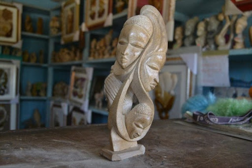 Gabon : Enfin une reconnaissance officielle pour la pierre de Mbigou ! | Gabonreview.com | Actualité du Gabon |