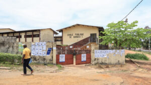 Au Gabon, les enseignants menacent de durcir le ton après un mois de grève