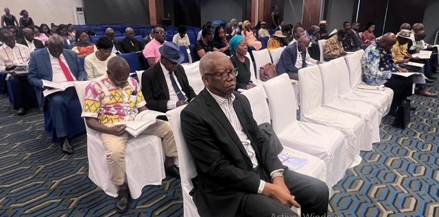 AGO historique à la SEEG : 5 ans de comptes validés d’un bloc et retour à la rigueur financière | Gabonreview.com | Actualité du Gabon |