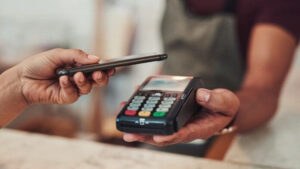 Gabon : croissance du chiffre d’affaires et hausse des souscripteurs dans le Mobile money au T2 2025  | Gabonreview.com | Actualité du Gabon |