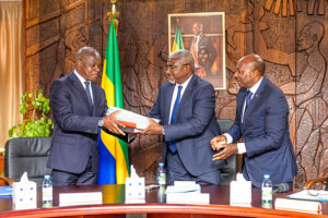 Gabon : Immongault prend les rênes de la Vice-présidence du gouvernement et fixe les jalons de la croissance | Gabonreview.com | Actualité du Gabon |