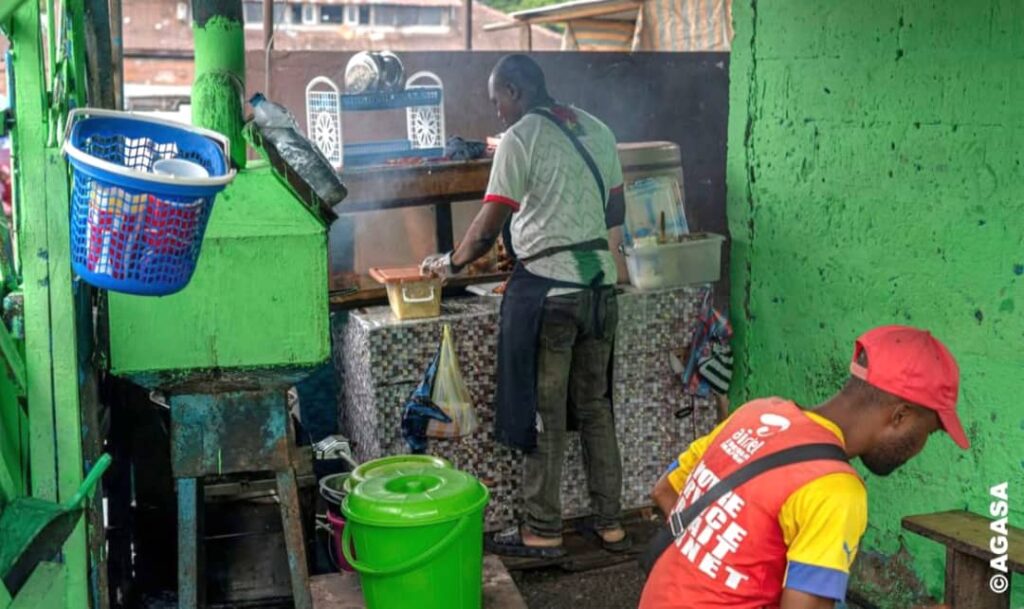 « Fast Food » : L’AGASA va promouvoir les bonnes pratiques par la formation -