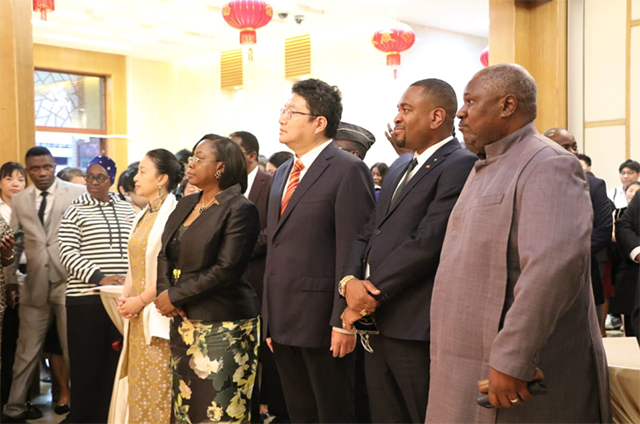 Fête du Printemps : la Chine et le Gabon scellent une coopération renforcée sous le signe du Cheval de Feu | Gabonreview.com | Actualité du Gabon |