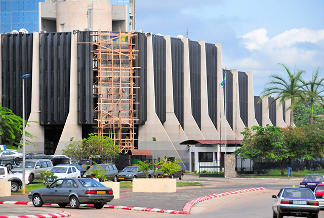 Climat politico-social : un tableau expressionniste | Gabonreview.com | Actualité du Gabon |