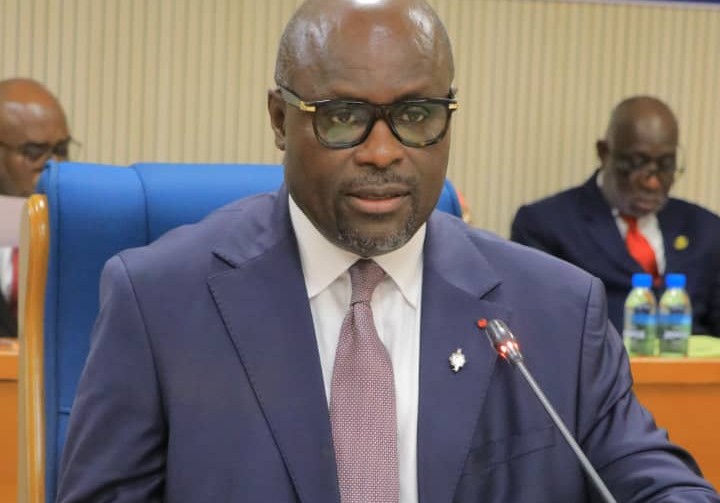 Crise à l’éducation nationale : l’Assemblée nationale invite SOS Éducation au dialogue | Gabonreview.com | Actualité du Gabon |