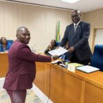 Grève des enseignants : l’Assemblée nationale ouvre la voie à une sortie de crise négociée | Gabonreview.com | Actualité du Gabon |