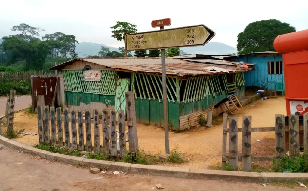 Bitumage Alembé–Lopé–Mikouyi : un axe stratégique de 306 km lancé pour relier quatre provinces | Gabonreview.com | Actualité du Gabon |