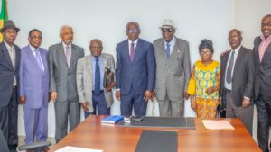 Vers la création d’un Haut conseil national des sages : les dignitaires reçus par François Ndong Obiang | Gabonreview.com | Actualité du Gabon |